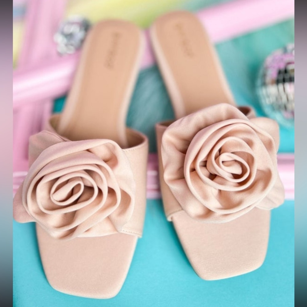 Nude Flower Detail Slide Sandals